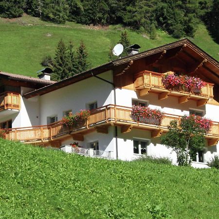 Home With A Wooden Decor And Full Of Atmosphere Außervillgraten Bagian luar foto