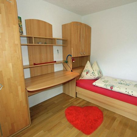 Home With A Wooden Decor And Full Of Atmosphere Außervillgraten Bagian luar foto