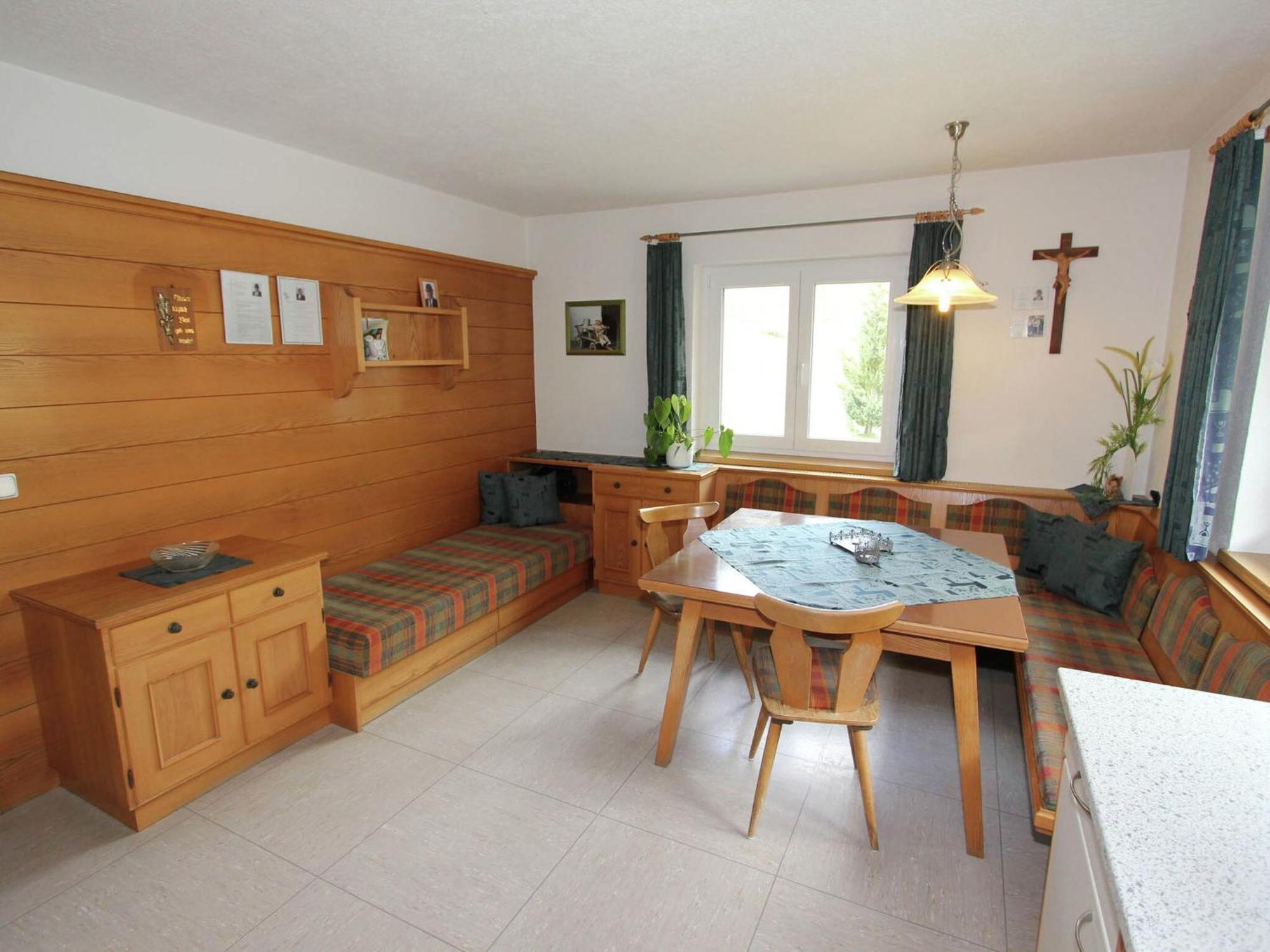 Home With A Wooden Decor And Full Of Atmosphere Außervillgraten Bagian luar foto