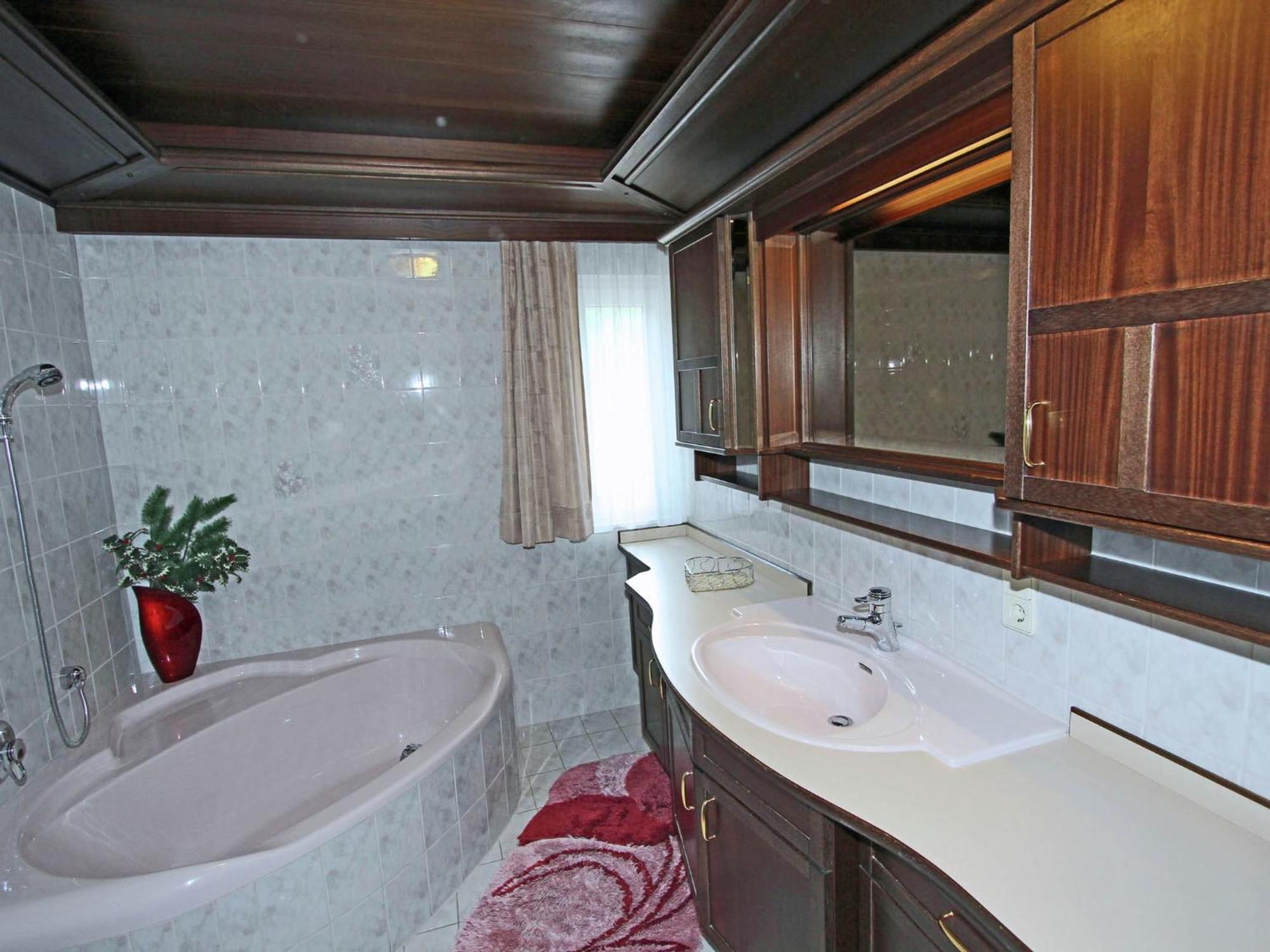 Home With A Wooden Decor And Full Of Atmosphere Außervillgraten Bagian luar foto