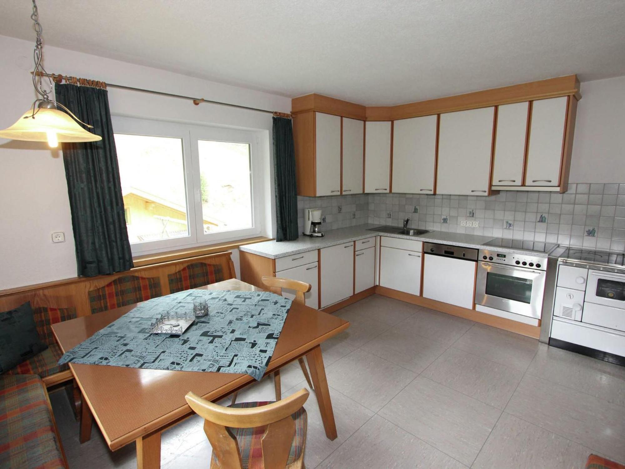 Home With A Wooden Decor And Full Of Atmosphere Außervillgraten Bagian luar foto
